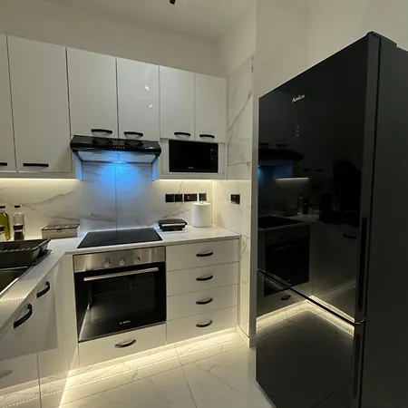 Apartament Spacious 1 Bedroom Flat In Foinikoudes! Larnaca